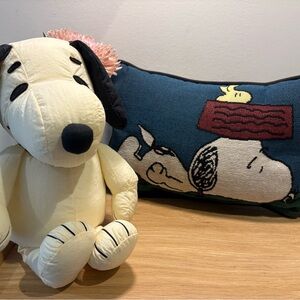 Applause Snoopy Plush Toy with Snoopy Pillow Bundle